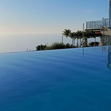 Villa Matula Kalamítsi Exteriér fotografie